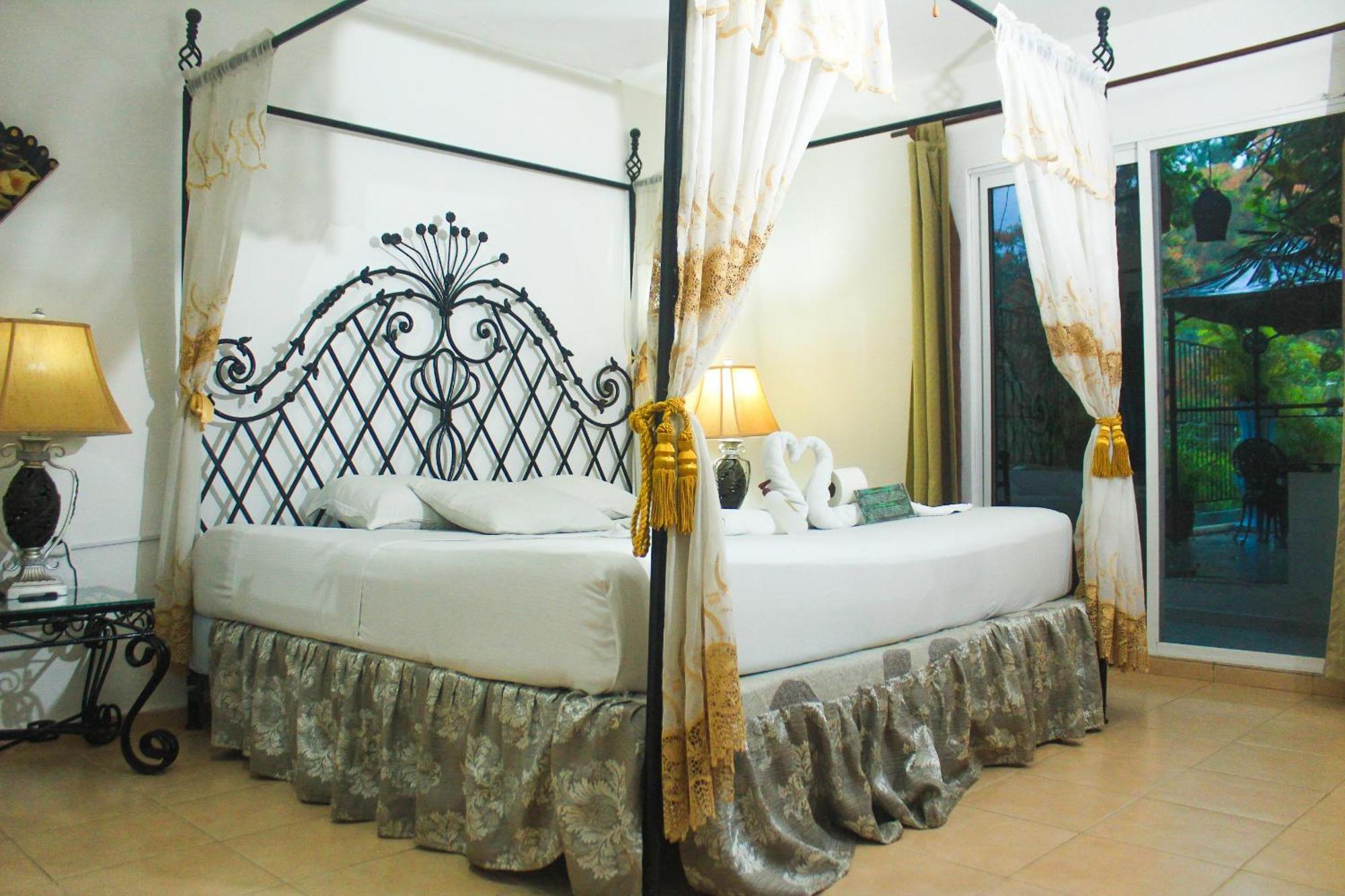 Palacio Canton Hotel - Valladolid Valladolid  Ngoại thất bức ảnh